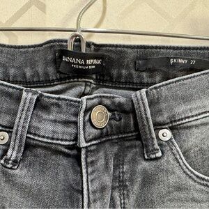 Banana Republic Women's Charcoal Skinny Jeans